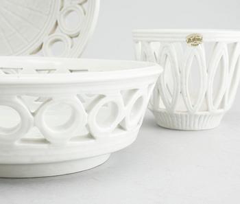 A pair of stoneware bowls, "Olympia", and a flower pot by Gunnar Nylund, Rörstrand, second half of the 20th century.