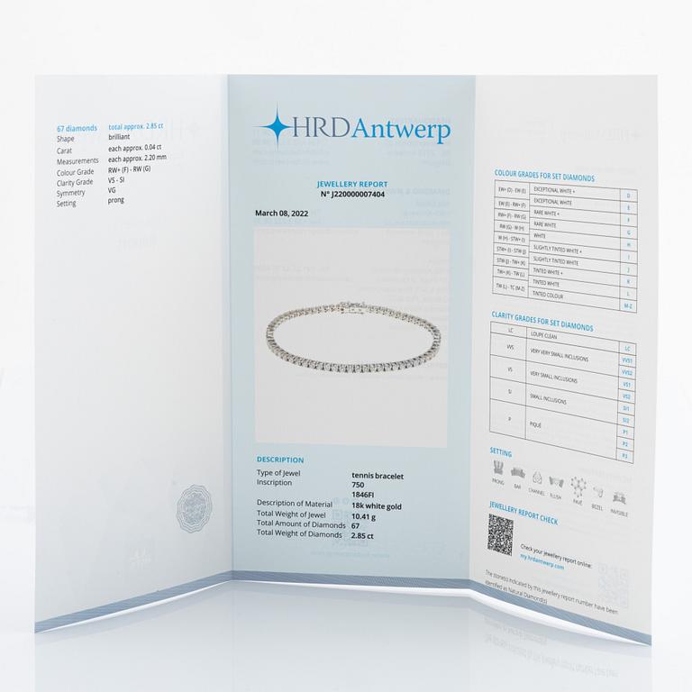 Brilliant cut diamond tennis bracelet, with HRD report.