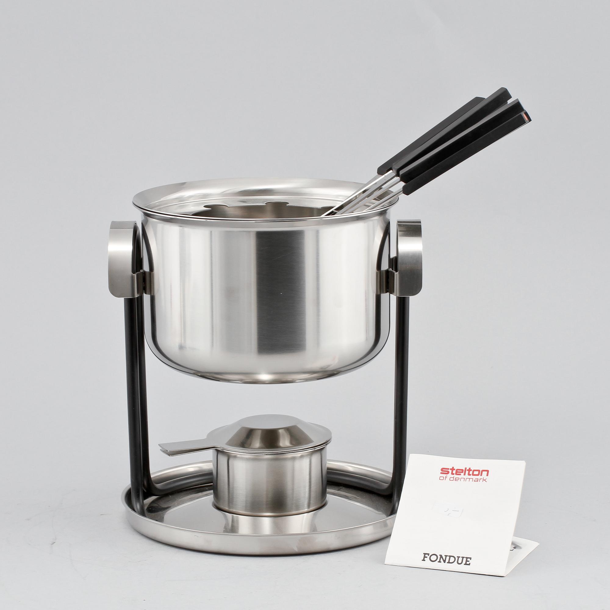 FONDUESET, Stelton, 1900-talets fjärde kvartal.
