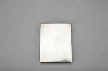 CIGARETTETUI, silver, 1930-tal. Vikt 165 g.