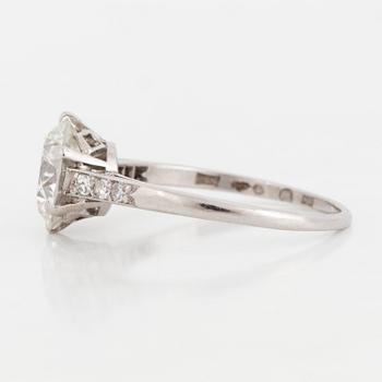 A circa 2 ct diamond ring.