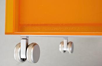 SIDOBORD, "One", Piero Lissoni för Kartell. 1990-tal.