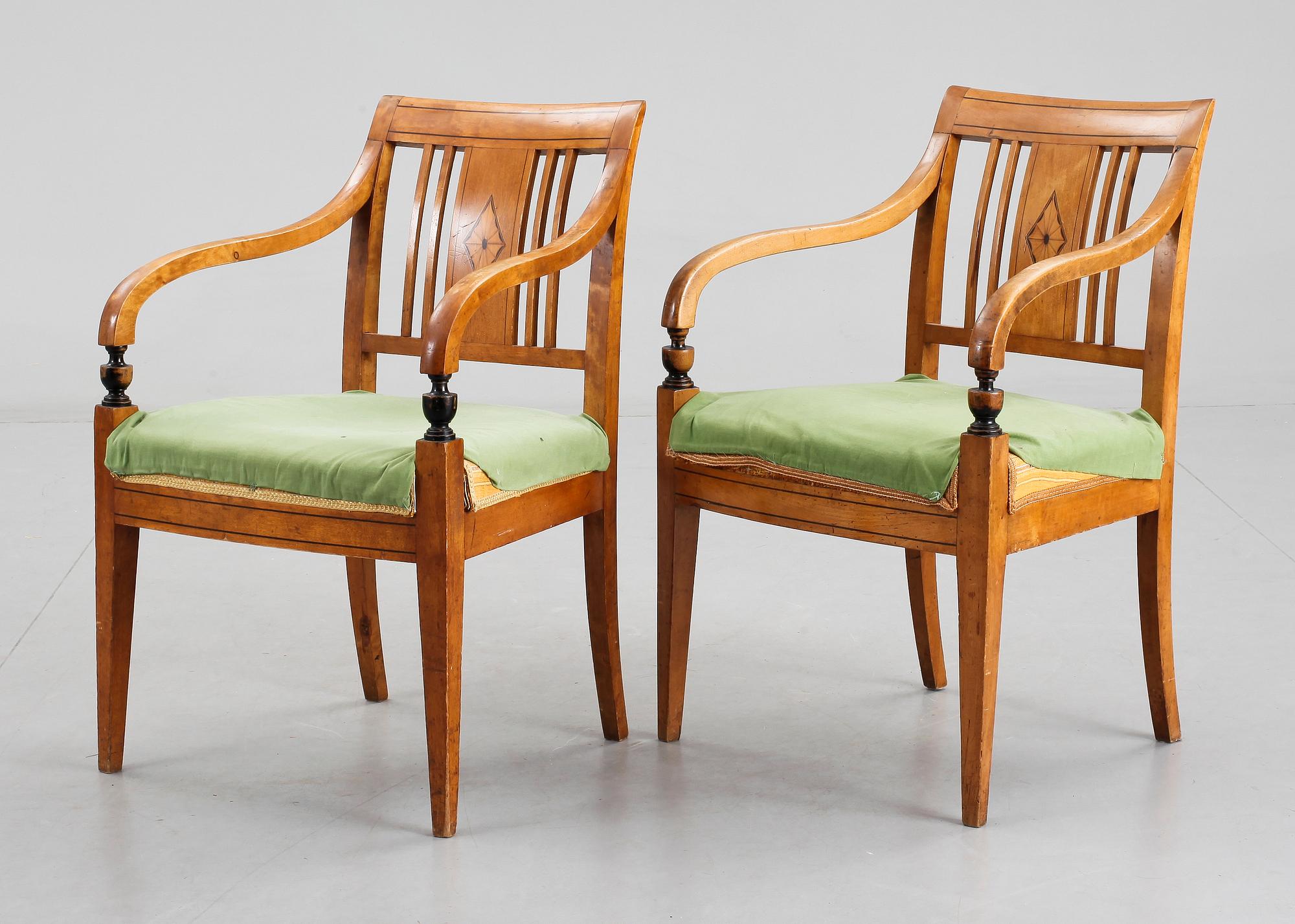 SOFFA samt KARMSTOLAR, 2 st, Karl Johan, 1800-talets första hälft.