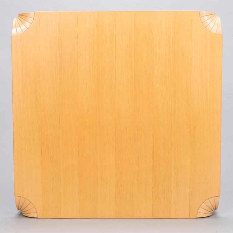 ALVAR AALTO, BORD, modell MX800B, Artek, 1900-talets slut.