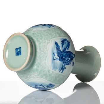 A Chinese Republic vase, with Qianlong mark.