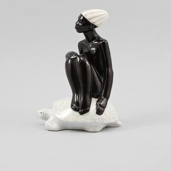 FIGURIN, Mari Simmulson, Upsala-Ekeby, 1900-talets mitt.