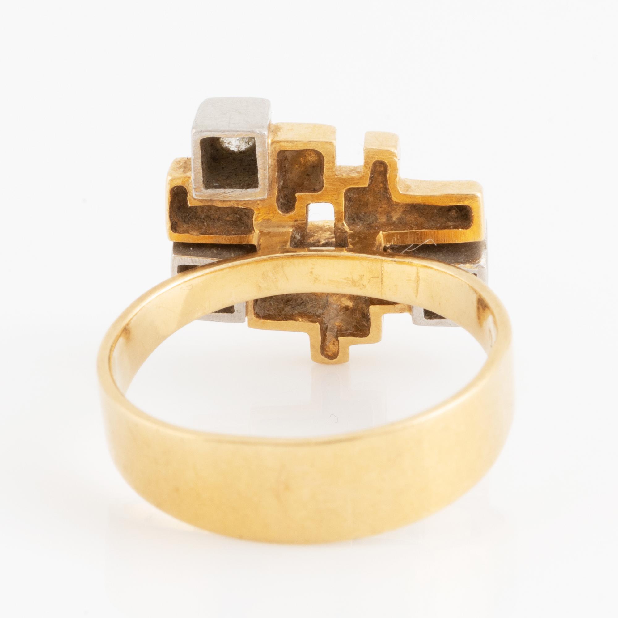 Björn Weckström, ring "Diamantstad" with brilliant cut diamonds. Lapponia 1992.
