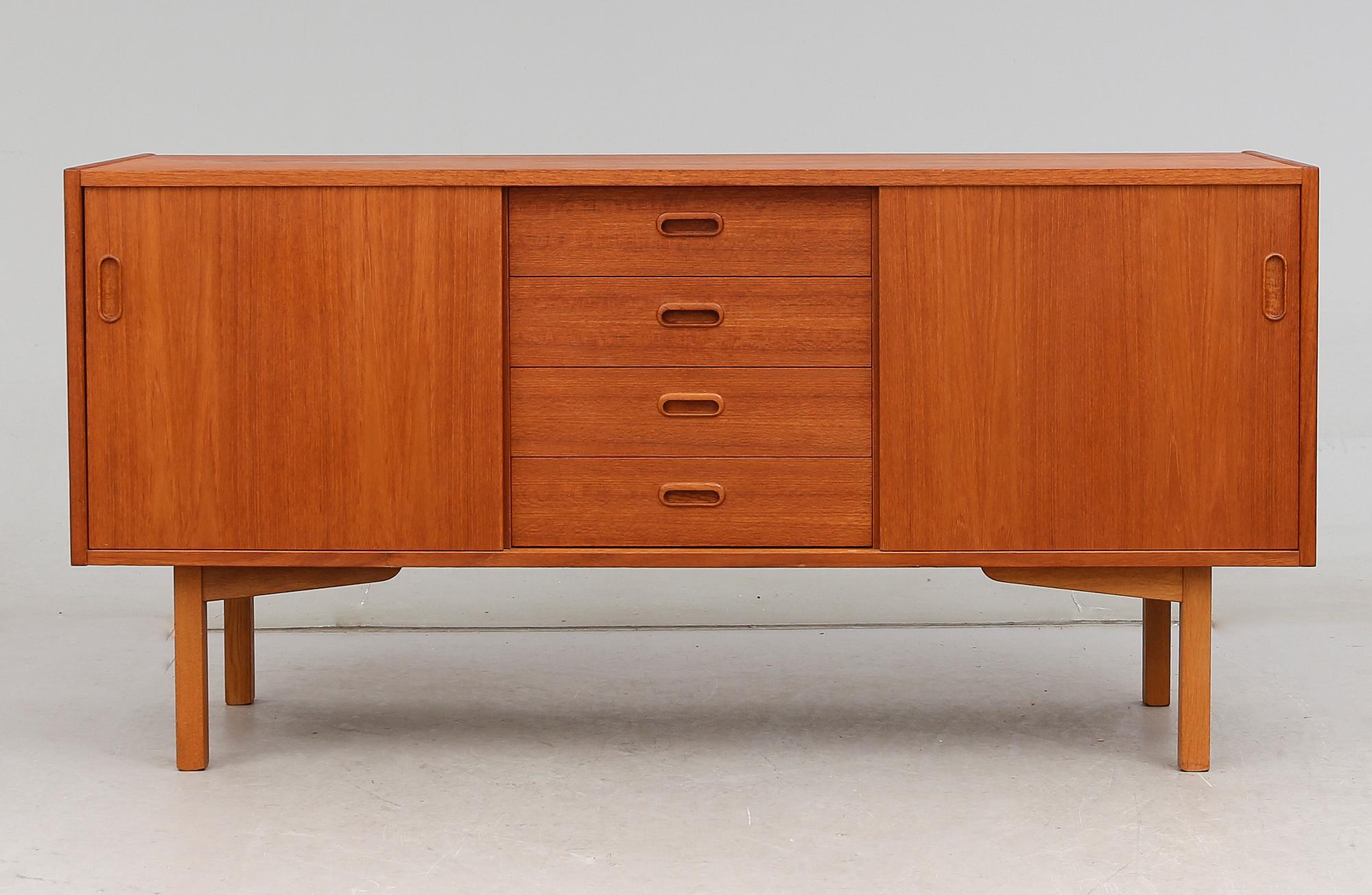 SIDEBOARD, 1900-talets andra hälft.