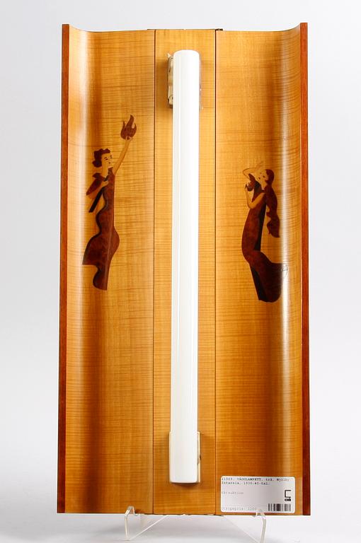 VÄGGLAMPETT, trä, Mjölby Intarsia, 1930-40-tal.