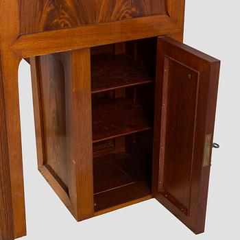 Karl Tirén, Senkki, A.B Naeslunds Möbelfabrik, Uumaja, n. 1901. Jugend.