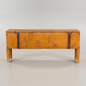 A bench, 19th century.