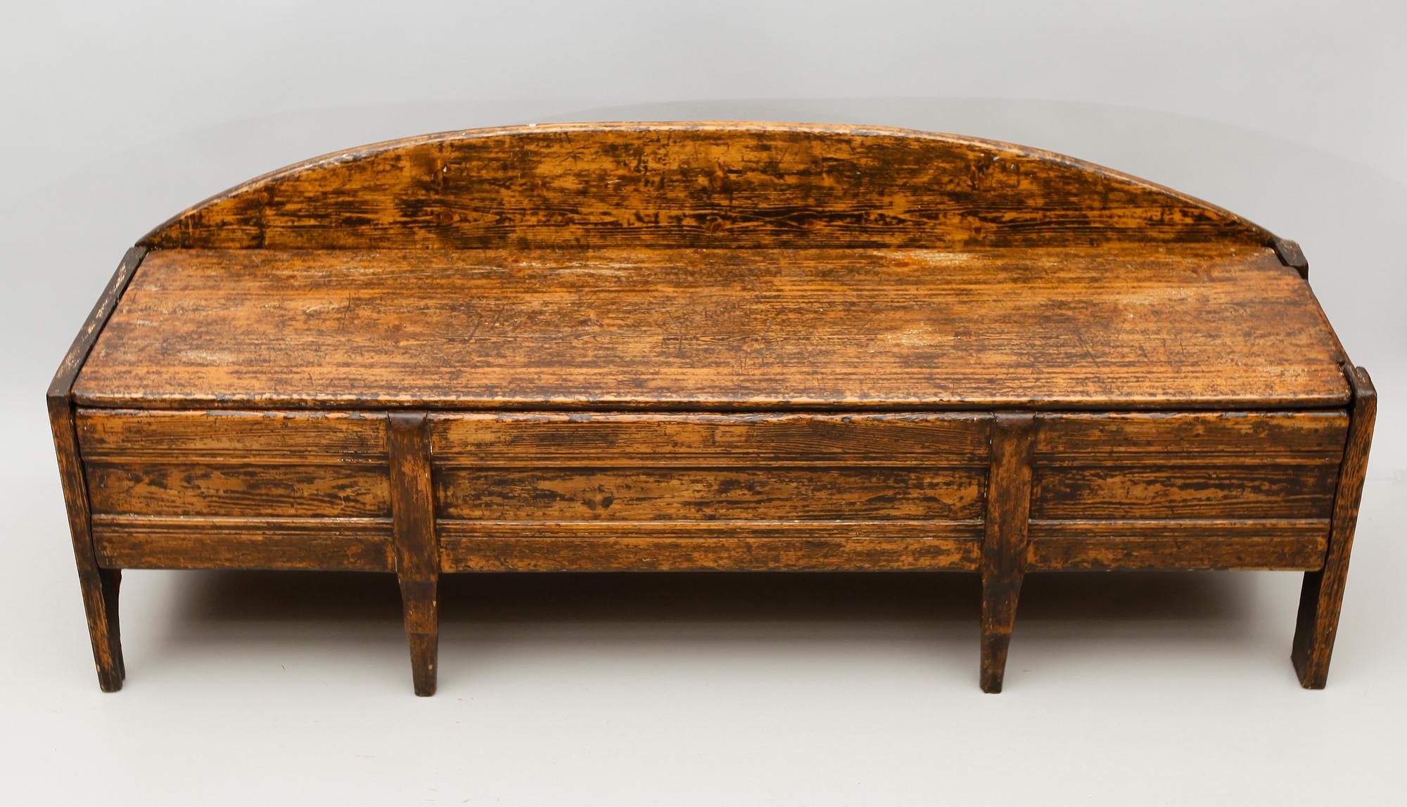 FÅLLBÄNK, allmoge, 1800-talets första hälft.