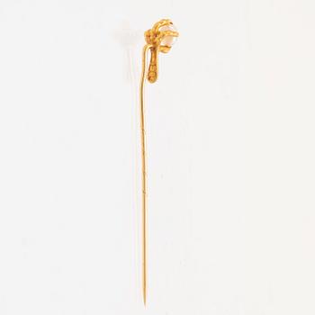 Tie pin 18K gold with cultured pearl by CA Björklund Stockholm 1913.