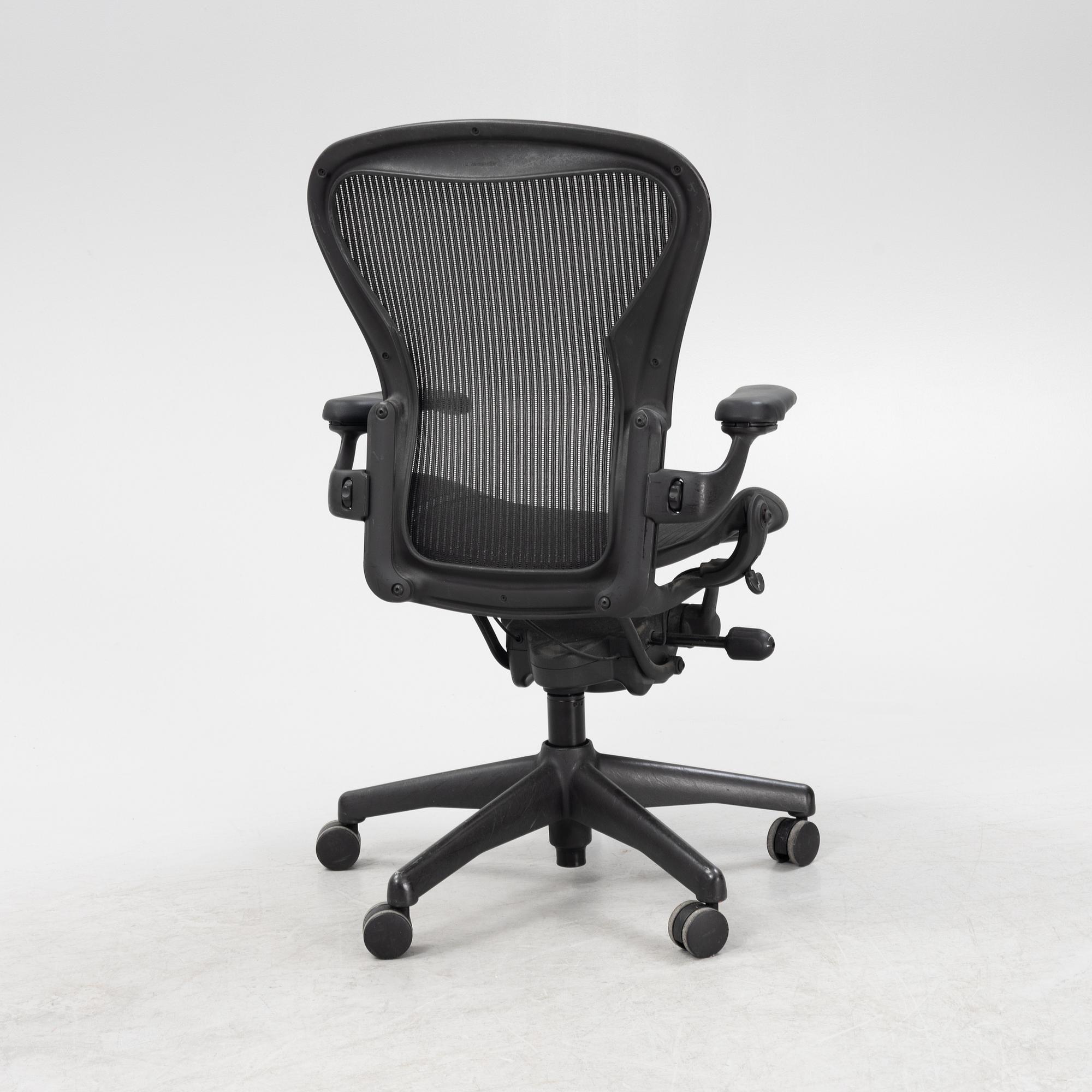 Don Chadwick/Bill Stump, skrivbordsstol, "Aeron", Herman Miller.