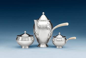 582. HARALD NIELSEN för Georg Jensen, kaffeservis, 3 delar, Köpenhamn 1945-77, sterling,