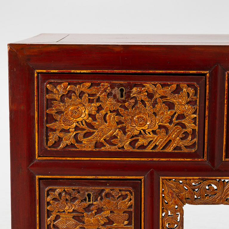 Skrivbord, Kina, 1900-talets första hälft.