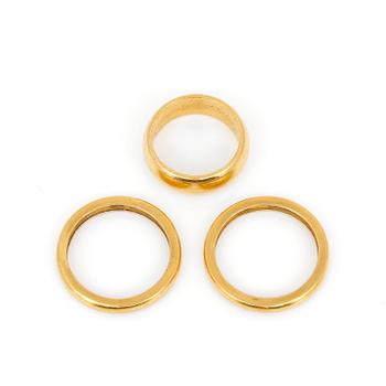 VIGSELRINGAR, 3st, 23K guld, otydliga stämplar, bla 1904. Vikt ca 21g.