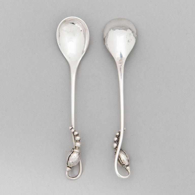 Georg Jensen, Kahvilusikoita, 12 kpl, "Magnolia/Blossom", sterlinghopeaa. Tanska 1900-luvun puoliväli. Design nro 84.
