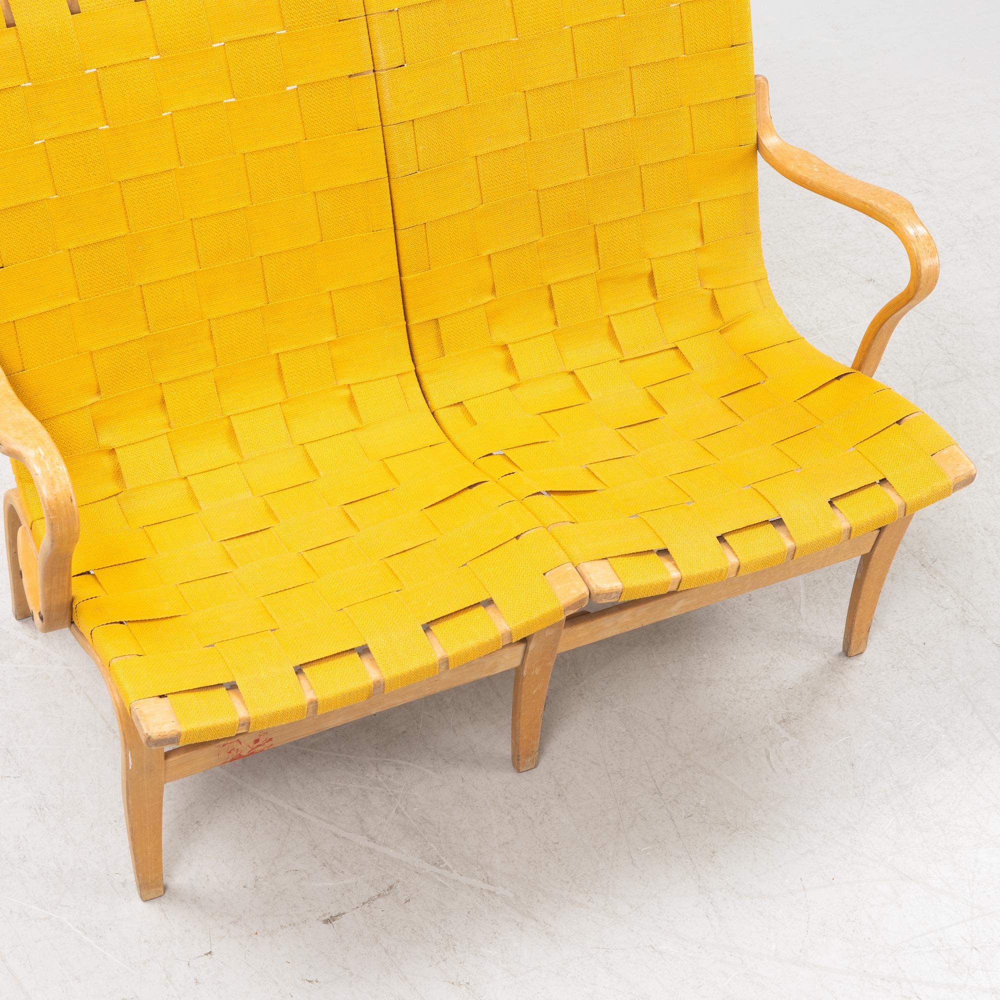 Bruno Mathsson, soffa, "Eva", Firma Karl Mathsson, daterad 1974.