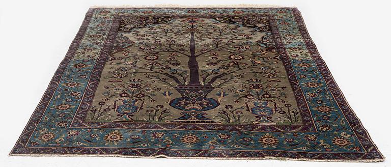 An antique Feraghan silk prayer rug west persia, c. 202 x 133 cm.