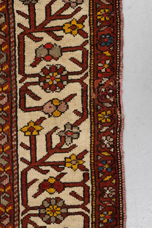 Matta, antik Kurdisk, ca 247-253 x 116-125 cm.