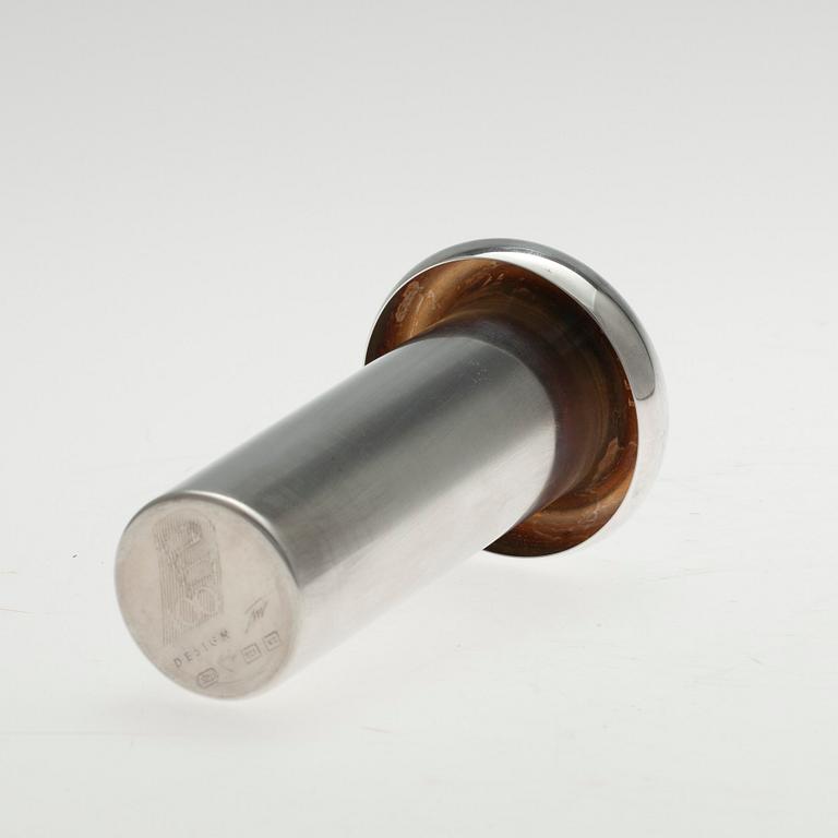 VAS, sterling silver, design Tapio Wirkkala 1990. Vikt 109 g.