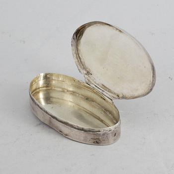 SNUSDOSA, silver, Lars Grubb, Sundsvall verksam 1819-1847. Total vikt ca 29g.