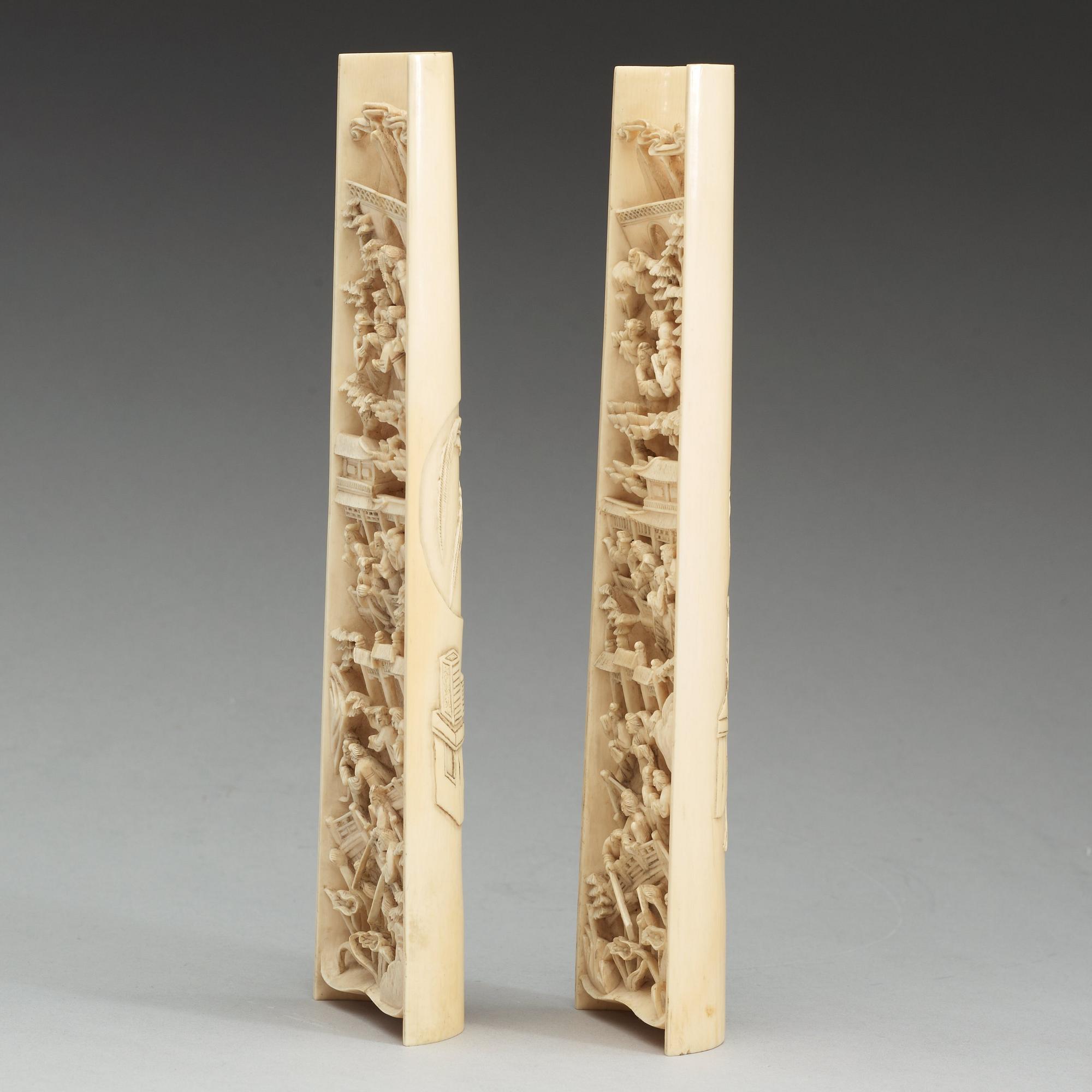 A pair of ivory wrist rests, Qing dynasty (1644-1912).