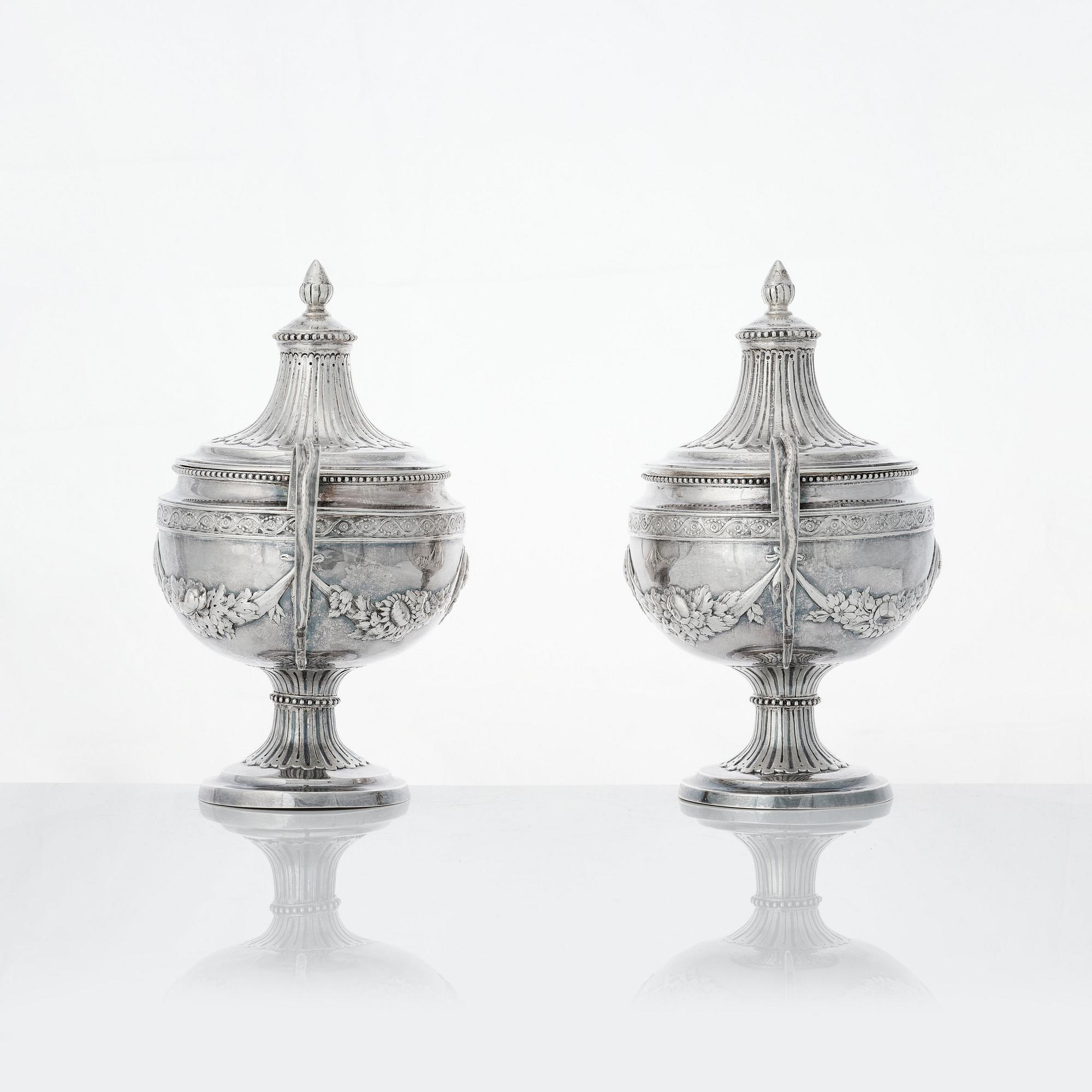 A pair of Swedish Gustavian silver sugar-bowls, mark of Johan Malmstedt, Gothenburg 1786.