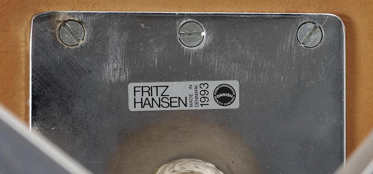 An Arne Jacobsen leather 'Swan' chair, Fritz Hansen, Denmark 1993.