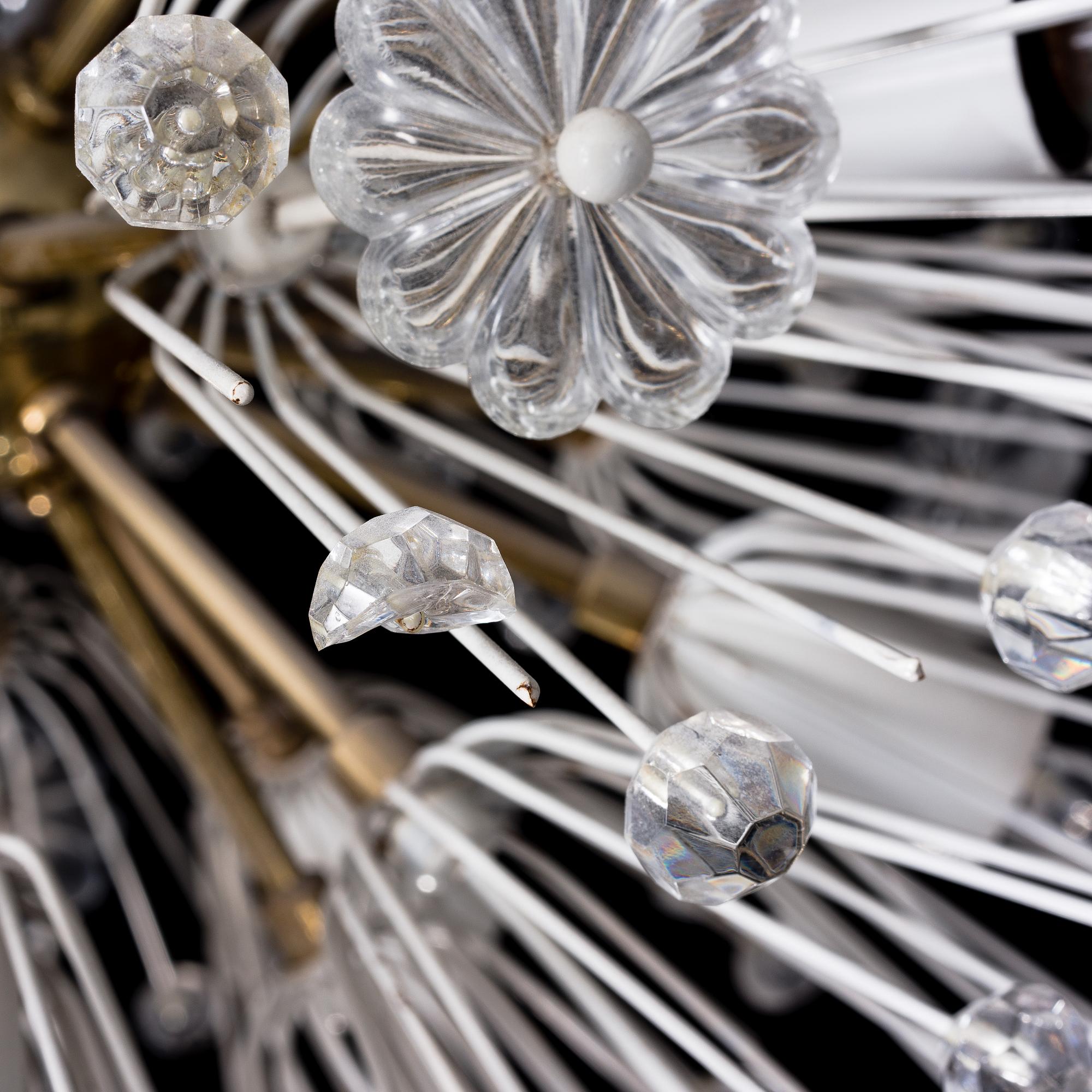 KATTOVALAISIN, Emil Stejnar, "Snowball / Sputnik Pusteblume", Wien 1960-70-luku.