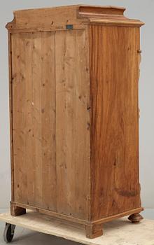 BYRÅ, nyrenässans, 1800-talets slut.