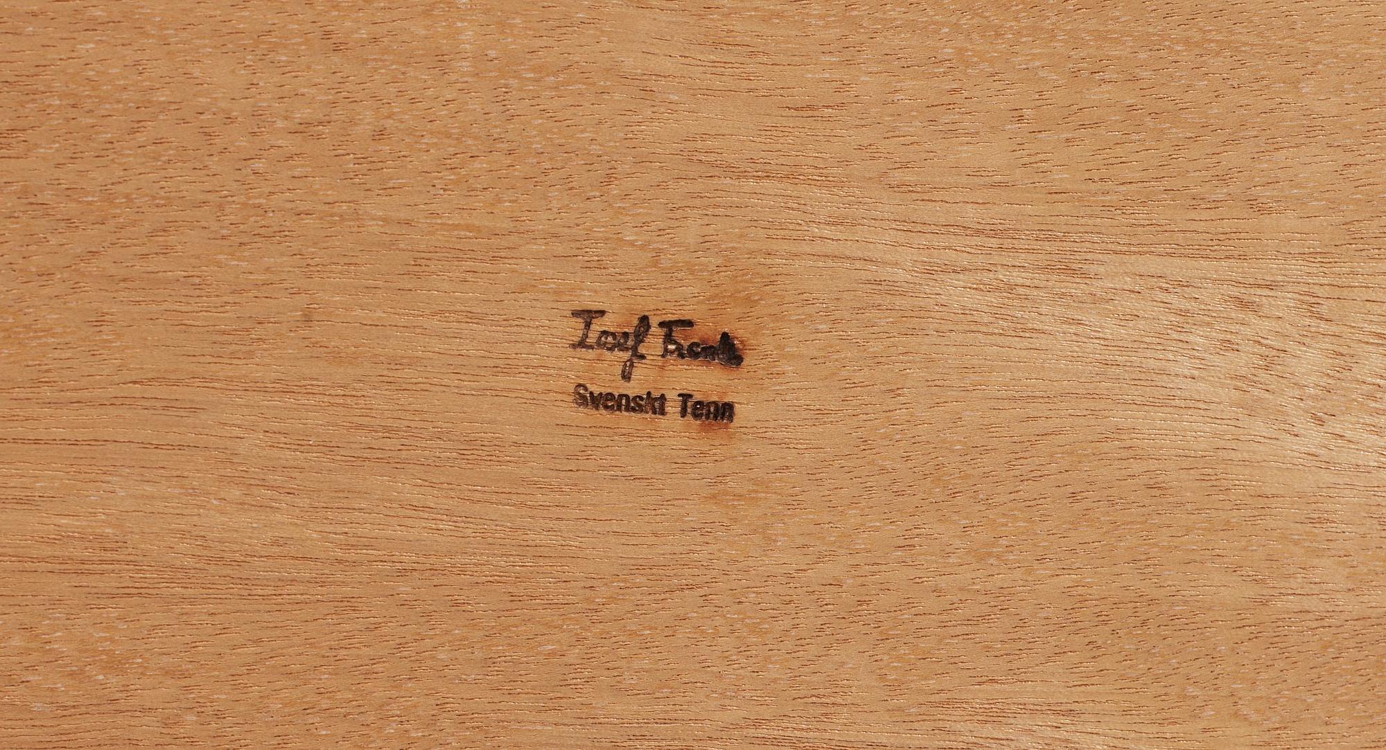 JOSEF FRANK, soffbord, Firma Svenskt Tenn, modell 2139.