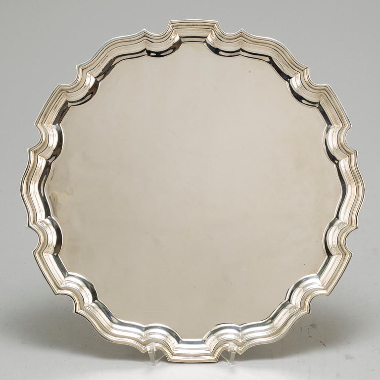 TIFFANY & CO, tray, sterling silver, marked Tiffany&Co and numbered 24071.