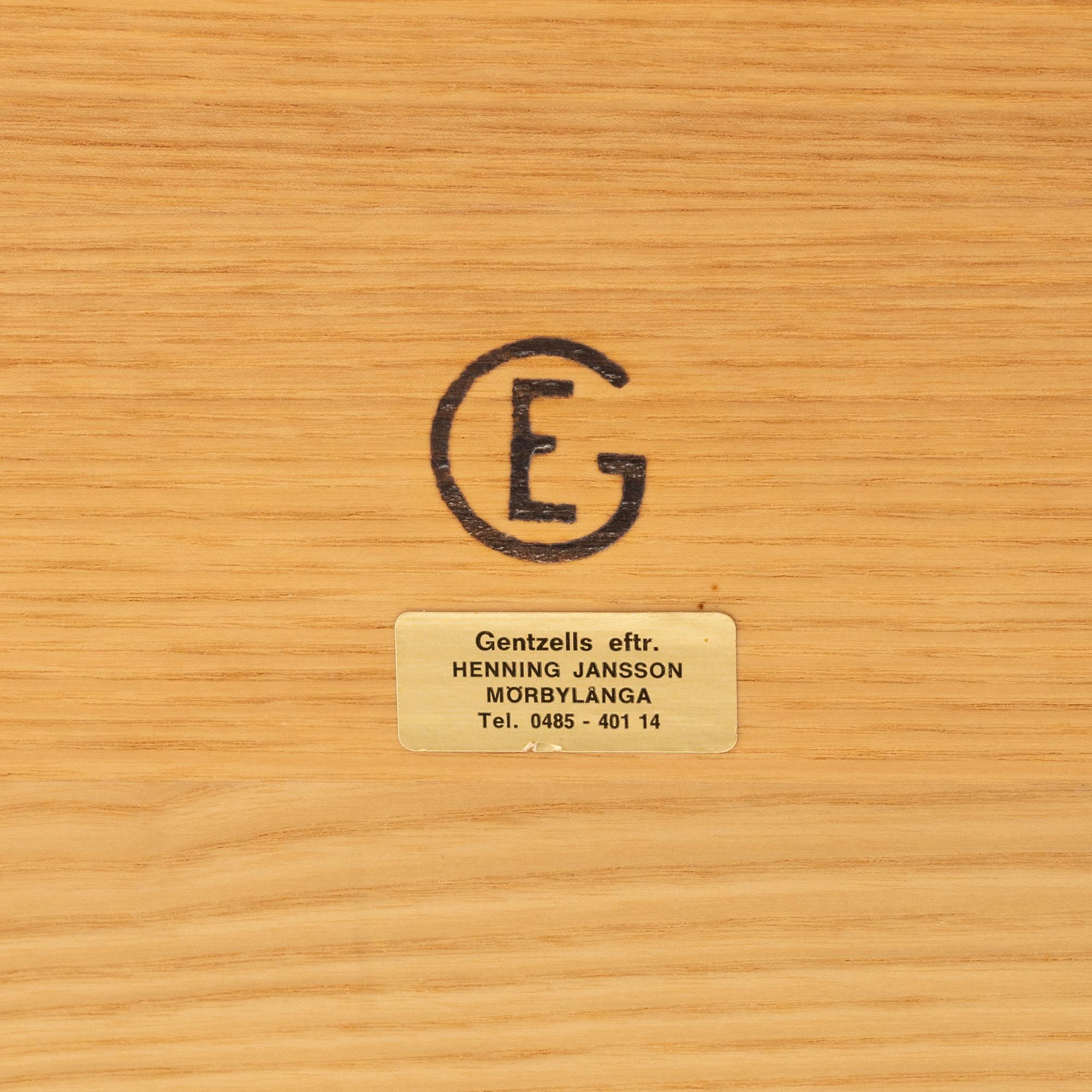 Evert Gentzell, a drop-leaf table, Sweden, end of the 20th century.