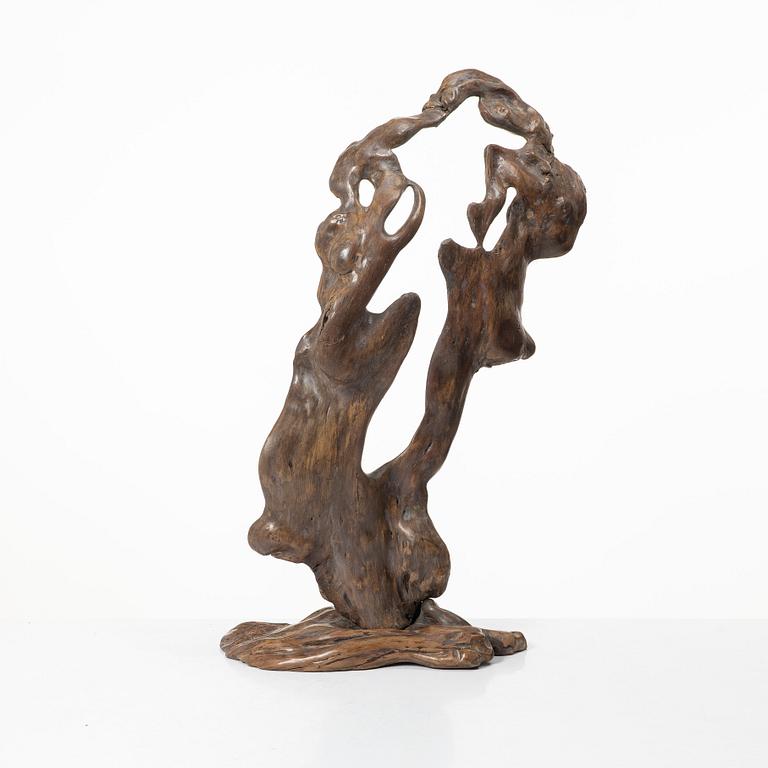 A Chinese root sculpture, 20th century.