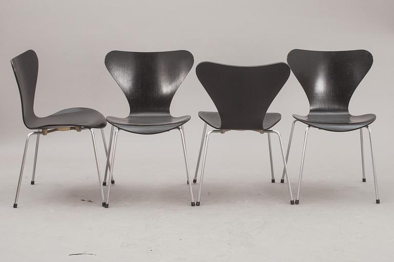 STOLAR, 4 st, "Sjuan", Arne Jacobsen, Fritz Hansen.