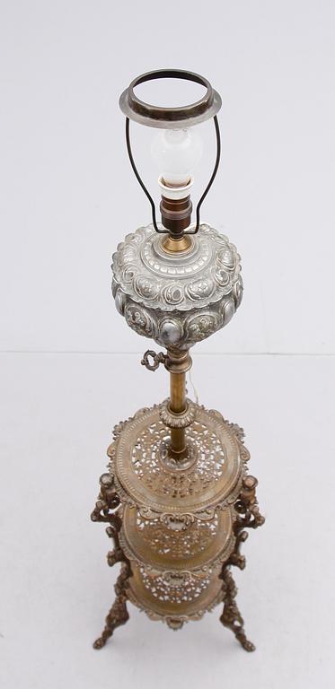 GOLVFOTOGENLAMPA, vitmetall, 1800-talets slut.