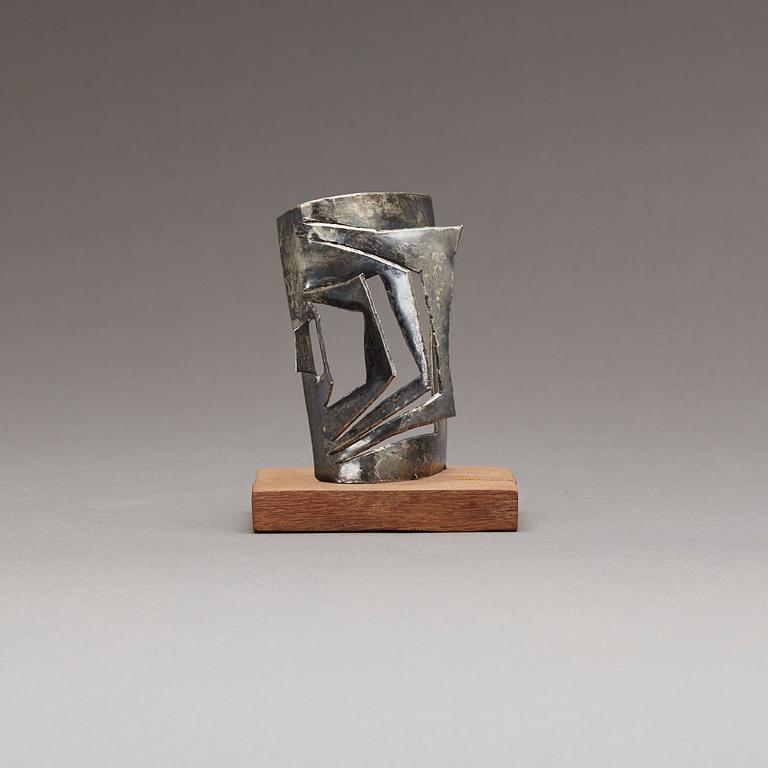 ARNE JONES, skulptur, silver, signerad och daterad -59.