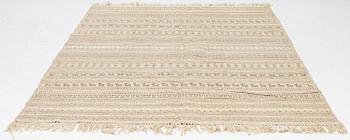 Matta, slätvävd, signerad AJ, ca 306 x 193 cm.