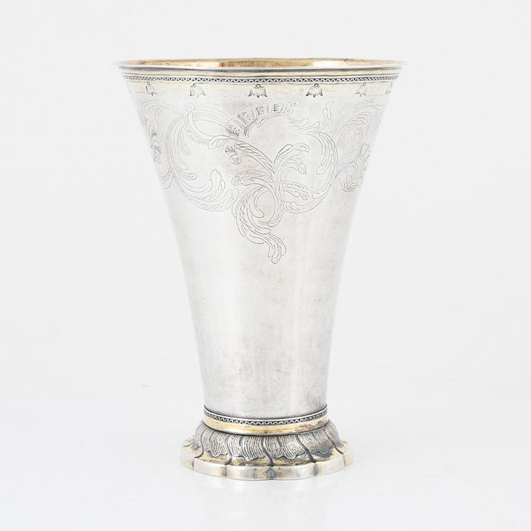 A rococo parcel-gilt silver beaker, mark of Erik Hedenberg, Östhammar 1769.