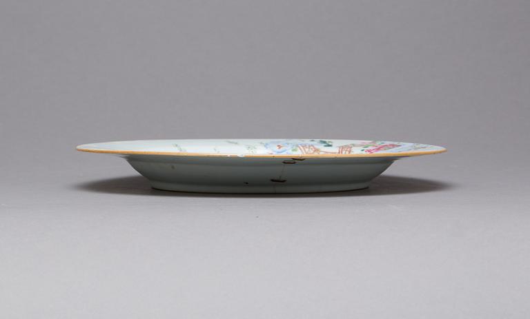TALLRIK, porslin. Kina, Qianlong(1736-1795).