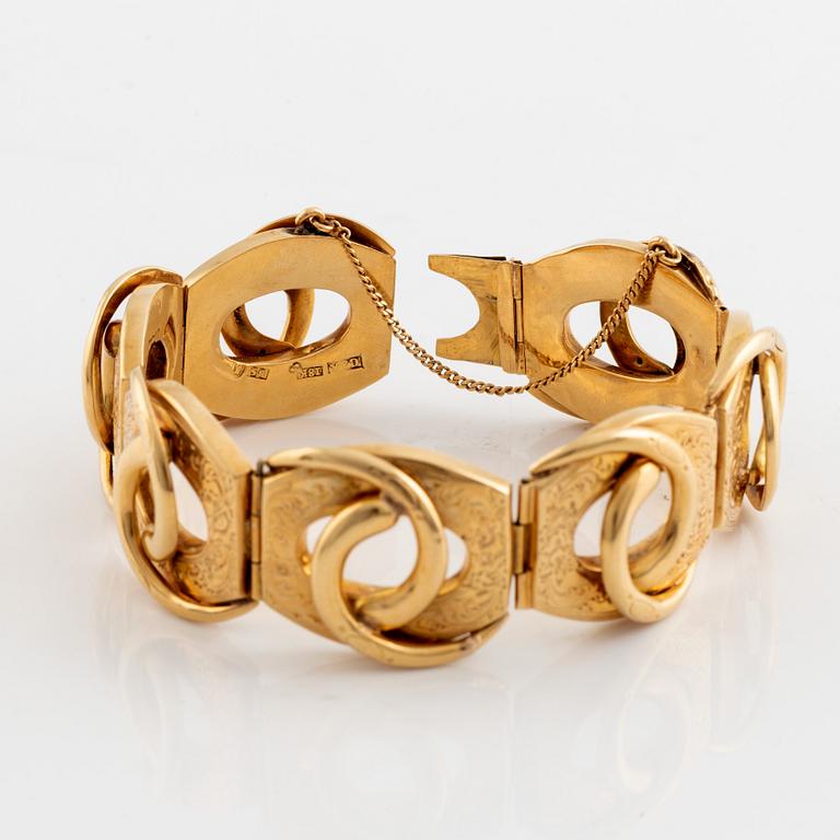 18K gold bracelet, 1800's.