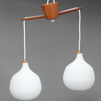 TAKLAMPA, möjligen Luxus, 1950-tal. Höjd ca 36 cm.