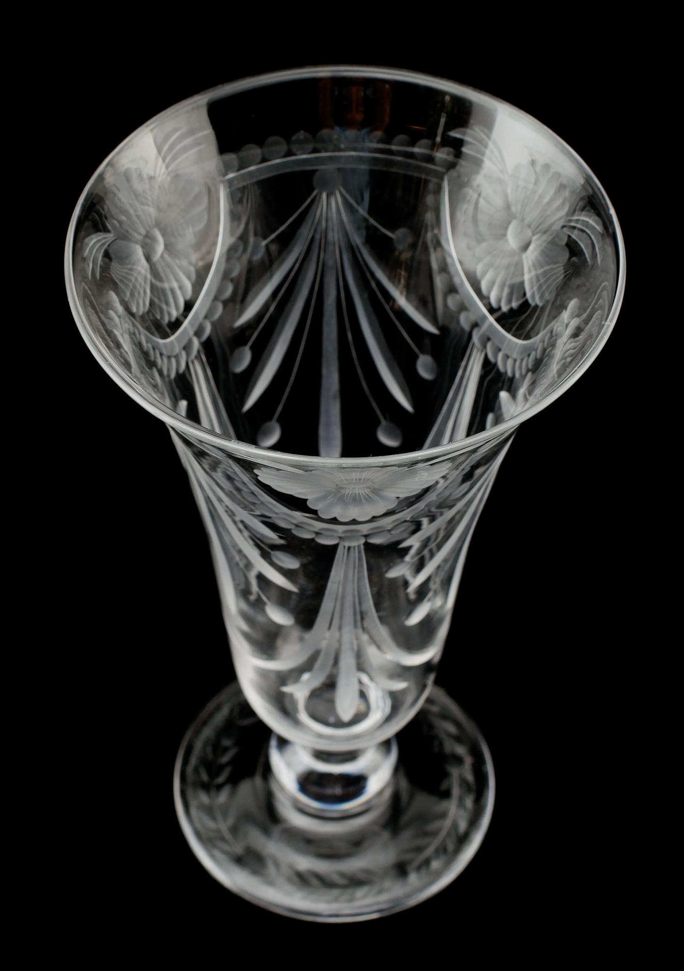 VAS, glas, 1900-talets mitt.