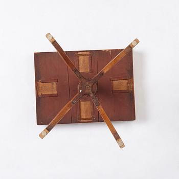 A late Gustavian mahogny table.