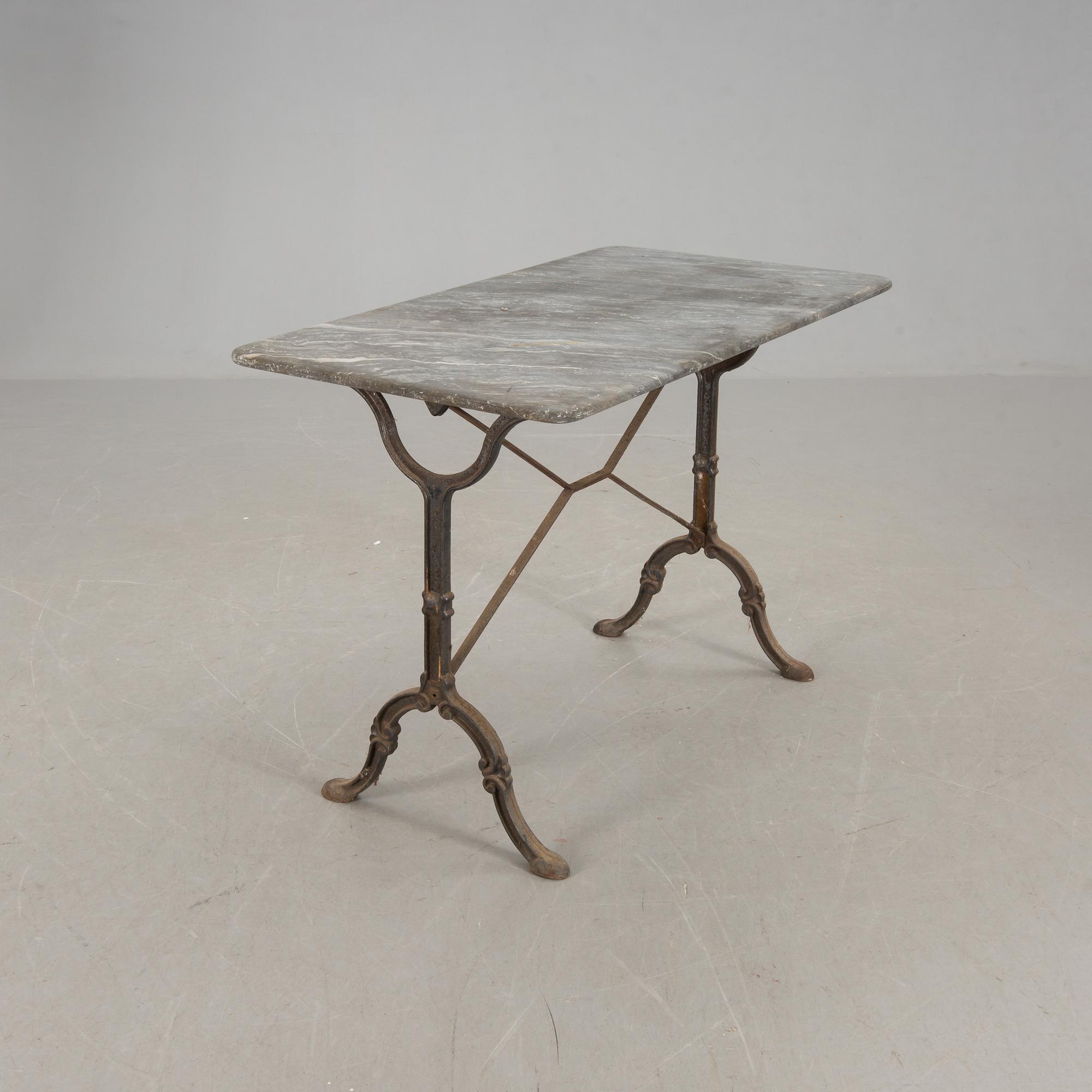 TRÄDGÅRDSBORD, 1900-talets början.