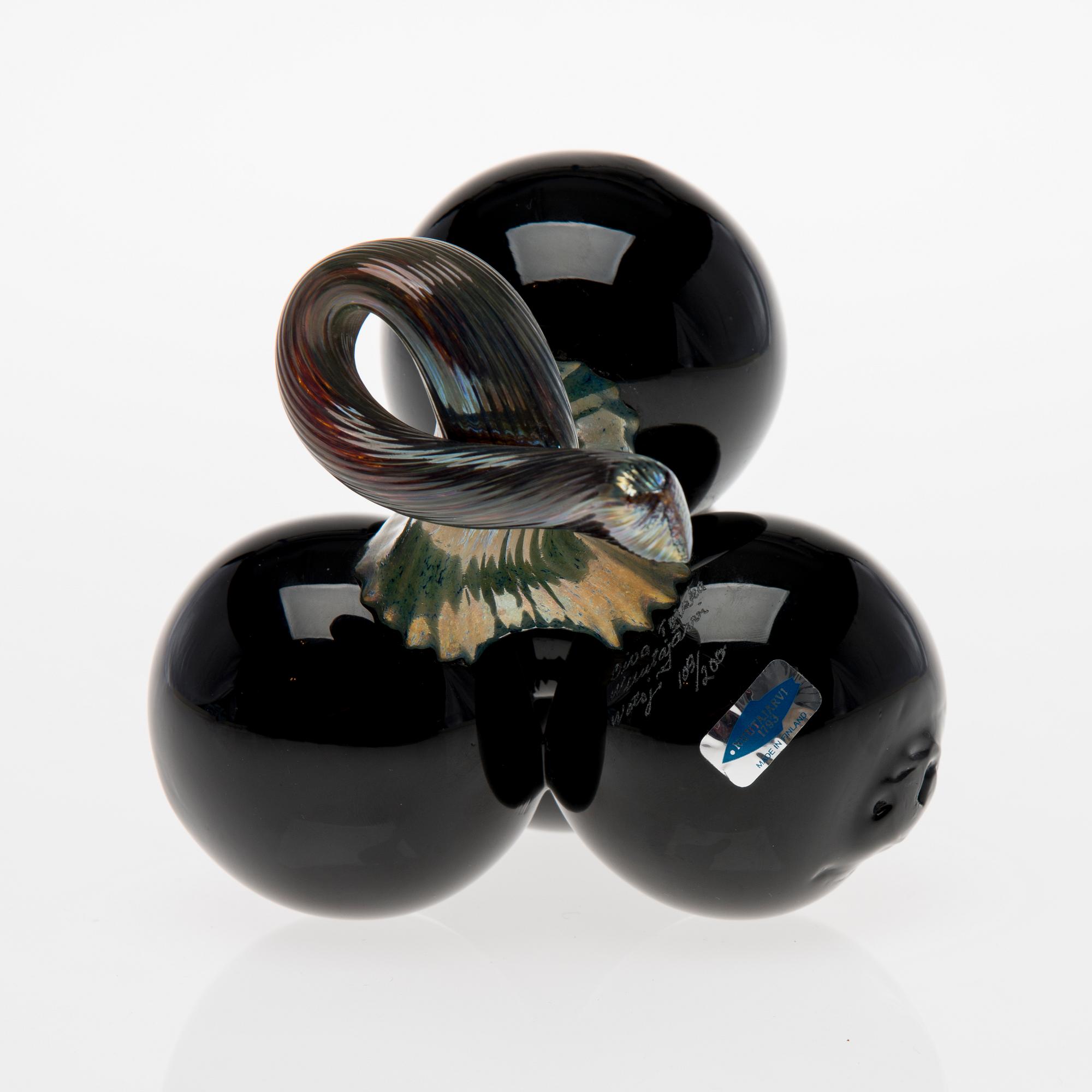 FIGURIINI, lasia, signeerattu Oiva Toikka, Nuutajärvi Notsjö 109/200.