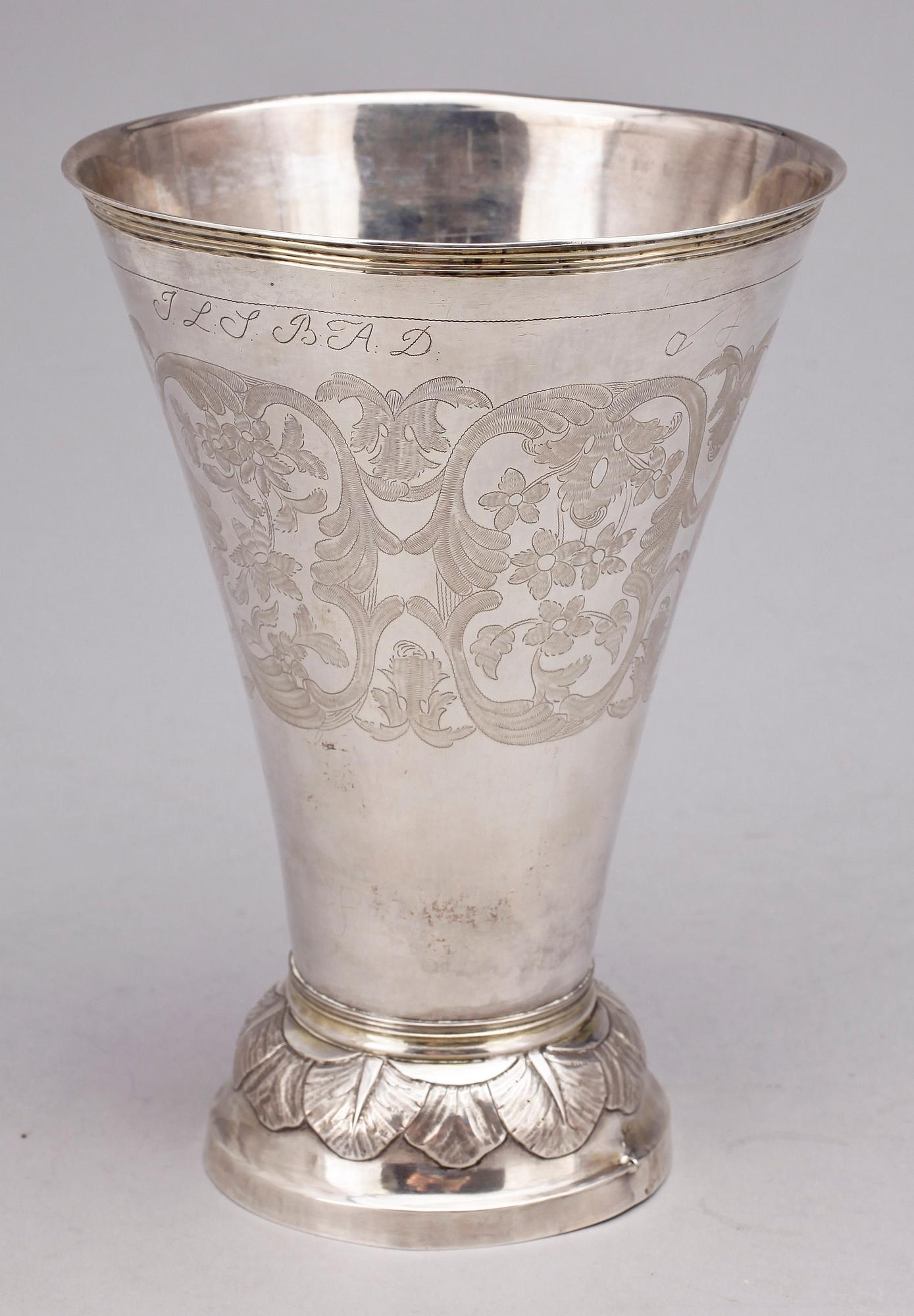 BÄGARE, silver, Lars Löfgren, Hudiksvall, verksam 1797-1854. Vikt ca 308 g.