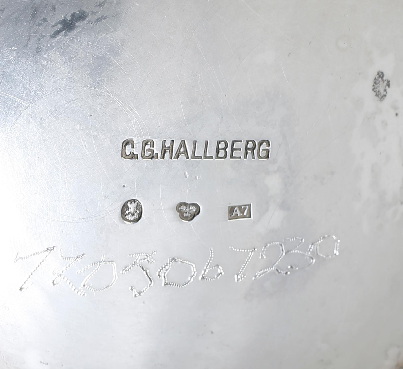 KAFFESERVIS, 3 snarlika delar, silver, GAB och CG Hallberg Stockholm 1903-1911. Total vikt ca 1145 gram.